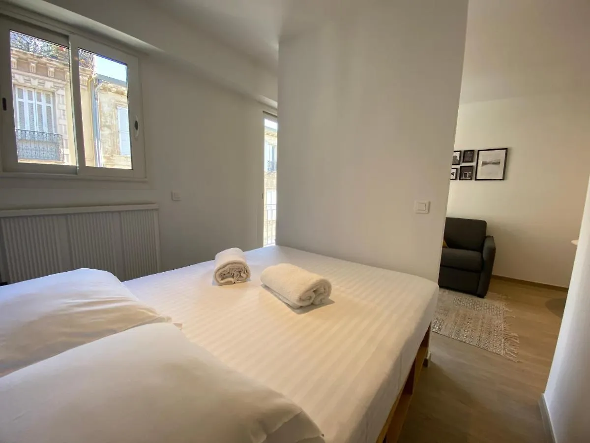 Beau studio neuf situé au centre Cannes
