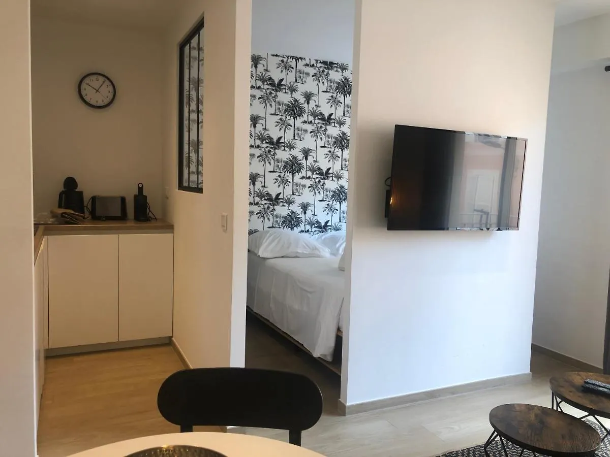 Beau studio neuf situé au centre Cannes