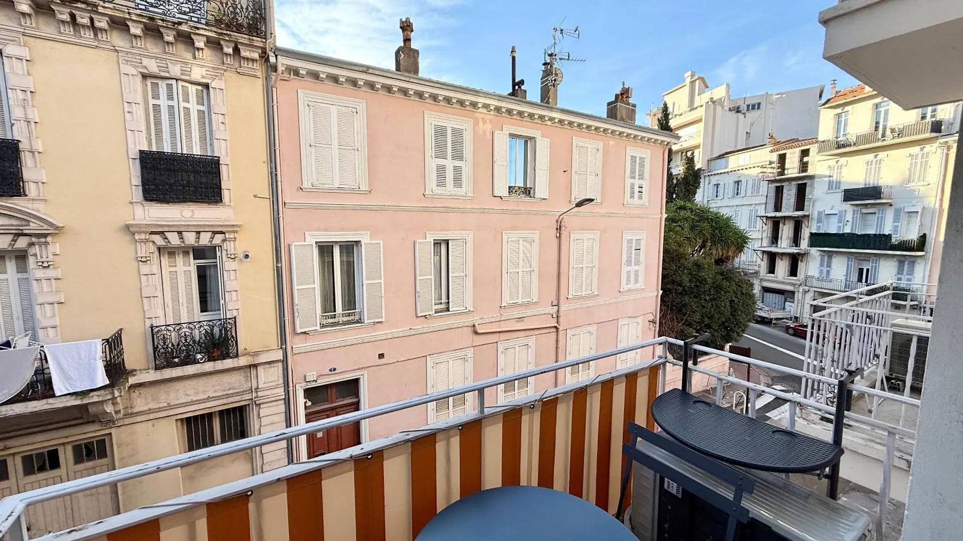 C001-Beau Studio Neuf Situe Au Centre Cannes Apartment